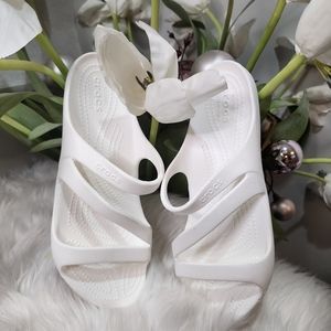 Crocs Women's Kadee II Sandals - size9 new